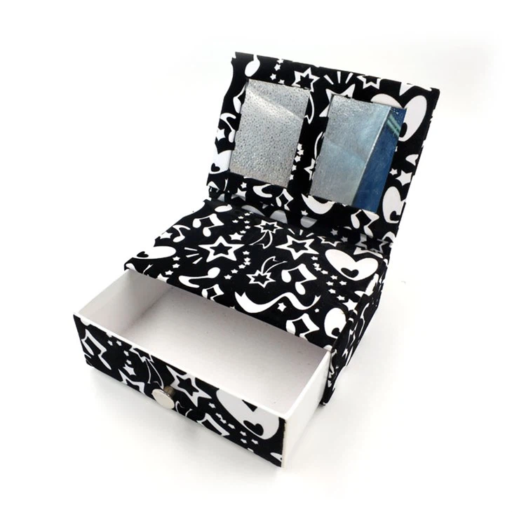 Black And White Pattern Jewelry Gift Box